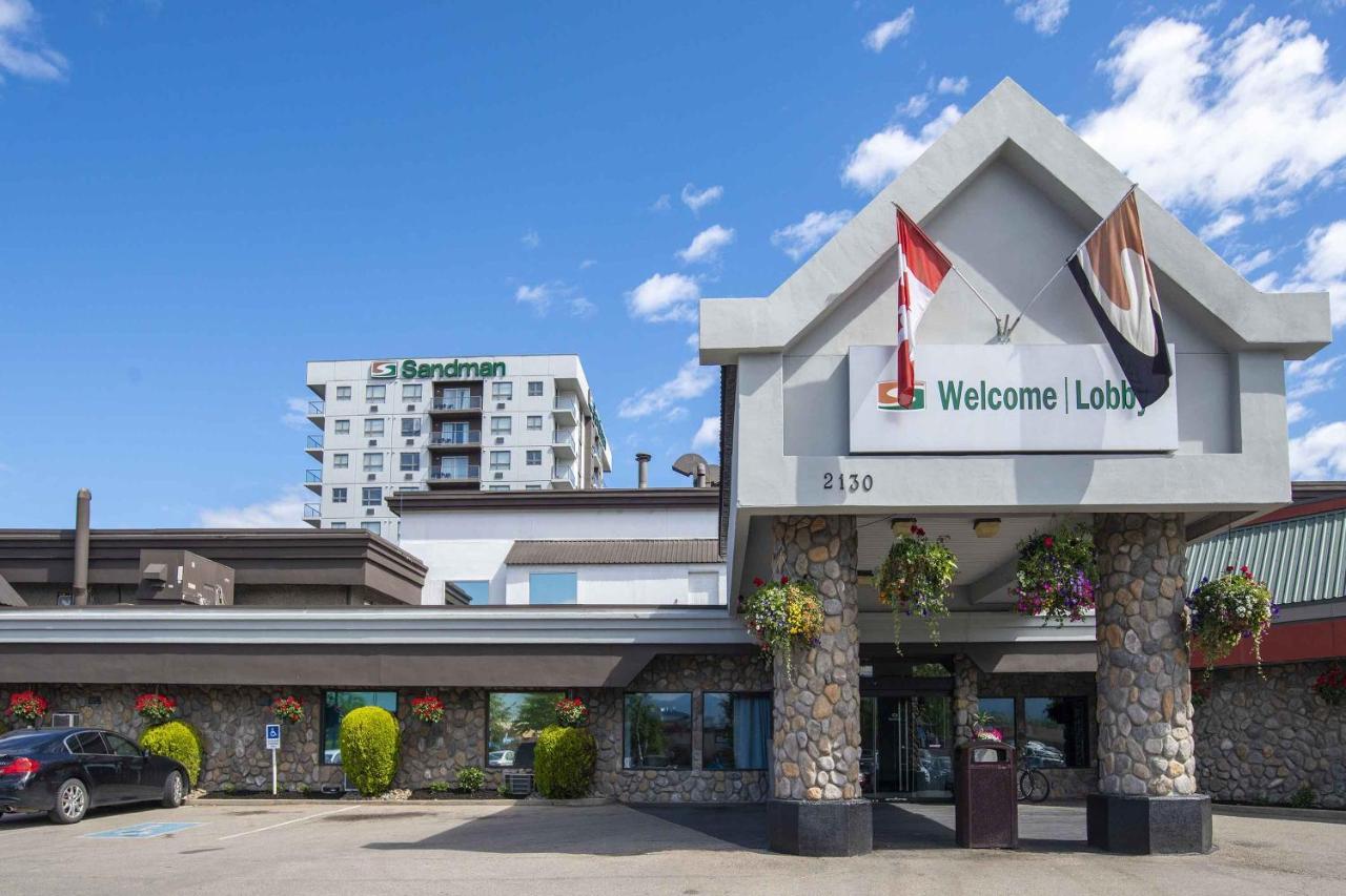 Sandman Hotel&Suites Kelowna Exterior foto